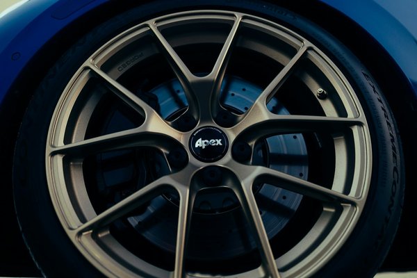 Permis moto pour femmes : conseils et astuces